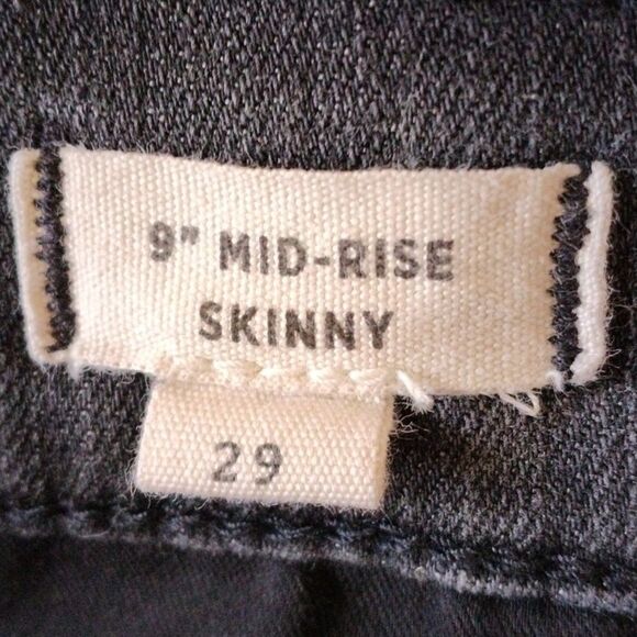 Madewell Distressed 9 Inch Rise Skinny Jeans - Picture 8 of 11